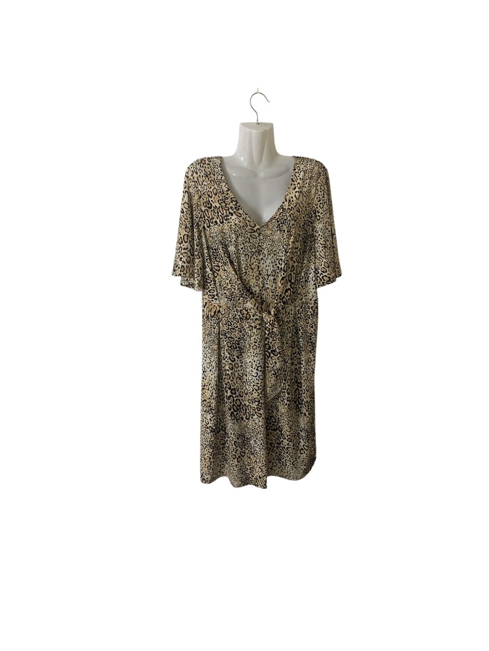 Sharagano women’s Leopard Print Midi Dress in Beige and Black